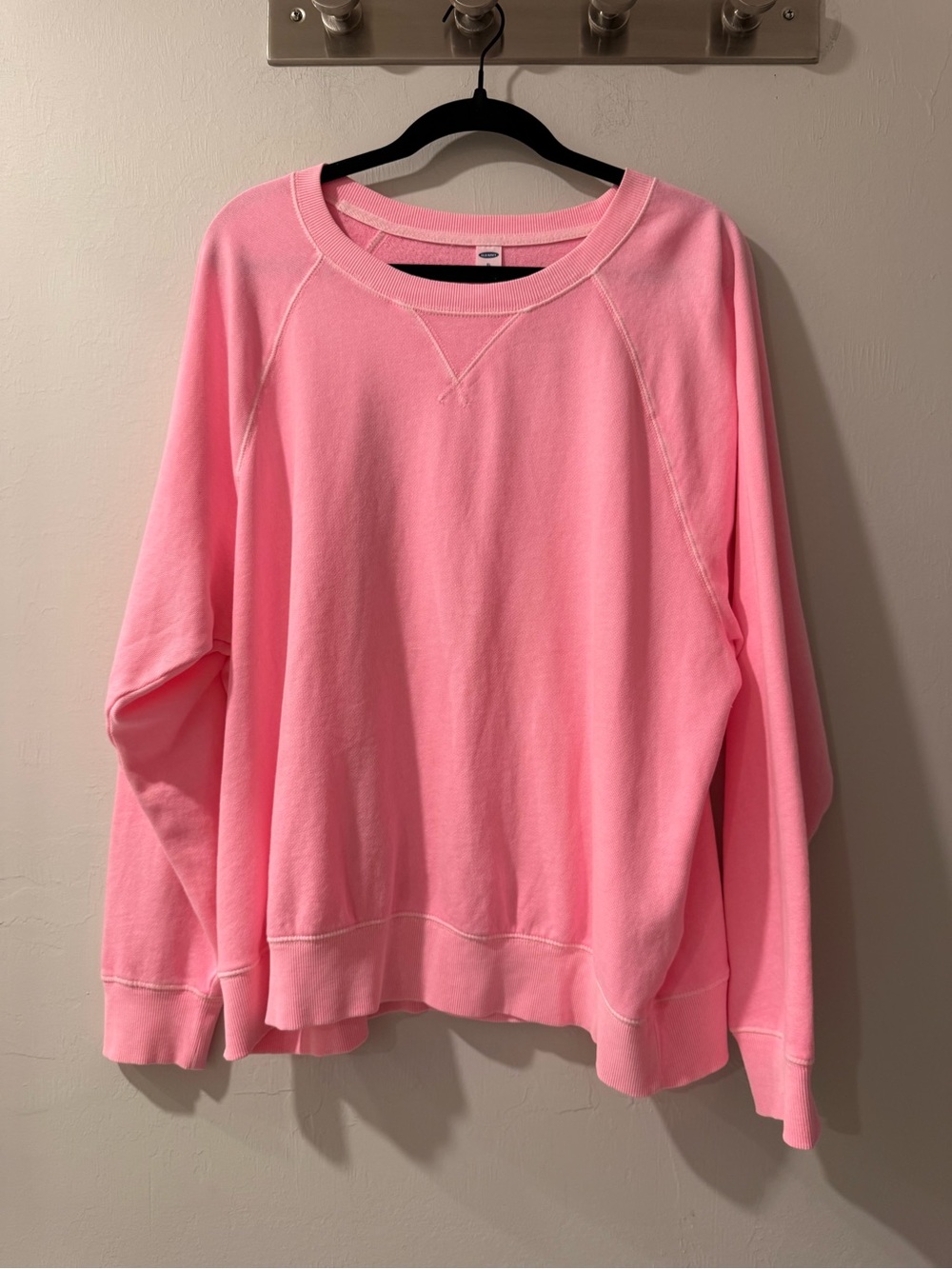 Old Navy Women’s XL Pink Crewneck Sweatshirt Raglan Sleeve V-Stitch Pullover